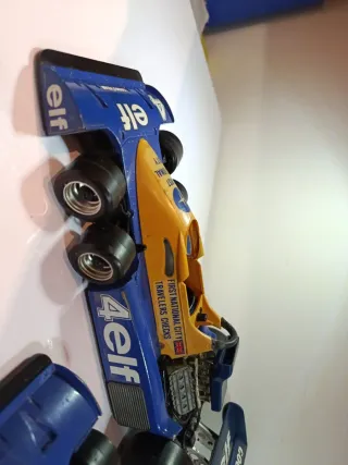 Lotto 2 Tyrrell F1 1:14 Burago