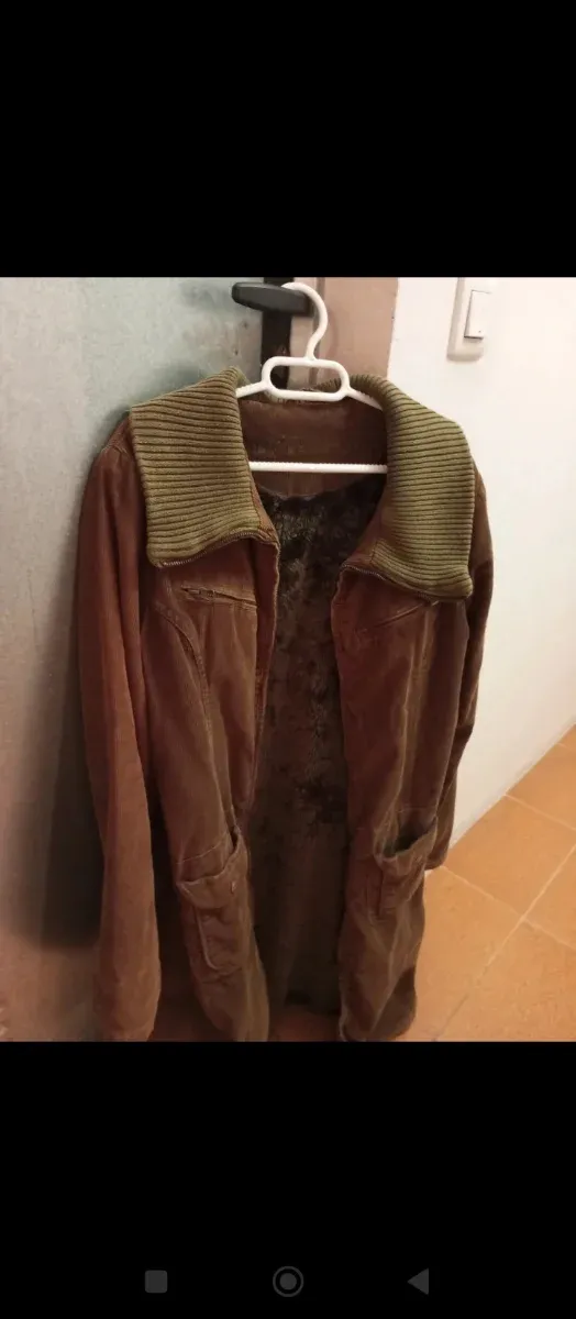 Abrigo marrón y verde mujer