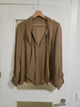 Camisa CH de seda talla única