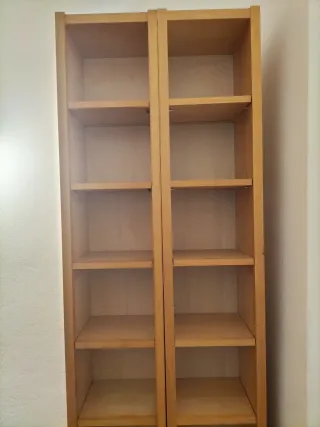 REBAJADAS Precio de las 3 estanterias de madera.