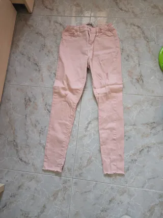 Vaqueros niña rosa rotos talla 10