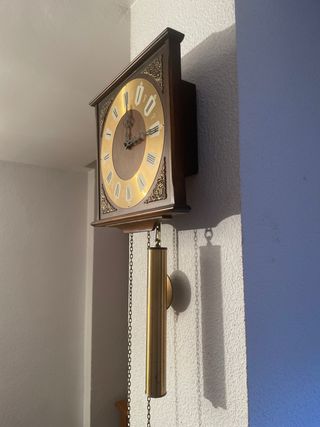 Reloj de Pared Clásico de Cuco