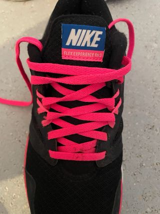 Scarpe Nike nere e rosa taglia 38