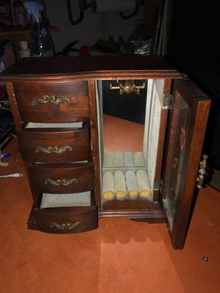 Mueble Joyero Madera con Espejo y Flores