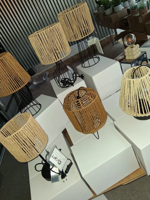 Lâmpada 1 unidade x 12€