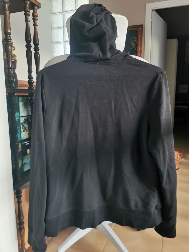 Sudadera fina negra con cremallera