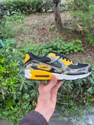 Nike Air Max 90