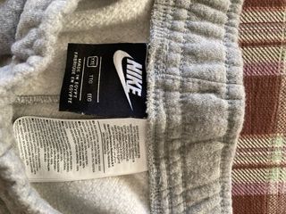 Pantalón chándal Nike gris