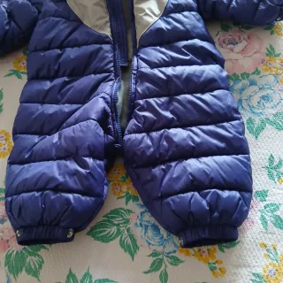 Tuta imbottita neonata viola con cuore, mesi tre