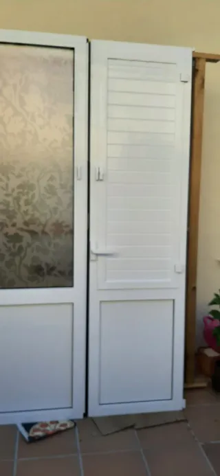 Puertas balconeras aluminio blanco