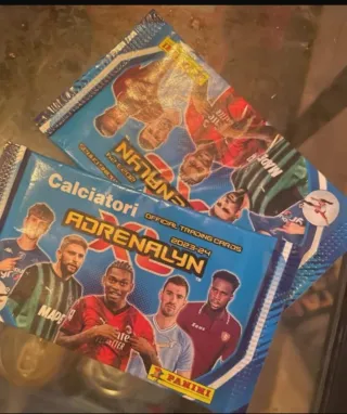 14 pacchetti Calciatori Adrenalyn Panini 2023-24