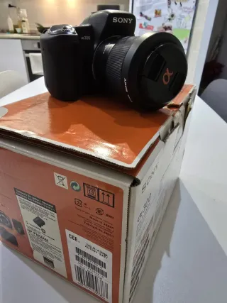 Cámara Sony Alpha a300 + Objetivo