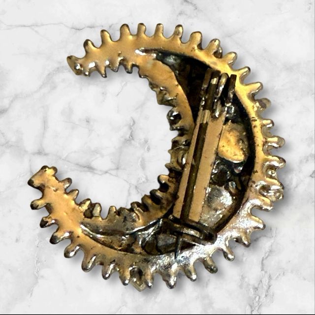 Broche vintage dorado y plateado. Pieza única