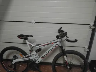 Bicicleta Moma Equinox