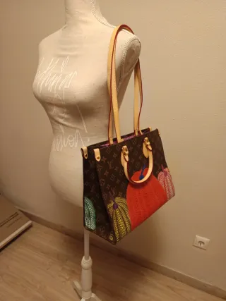 Bolso Louis Vuitton con Estampado de Calabazas