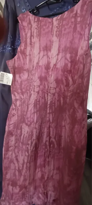 Vestido rosa y morado con estampado