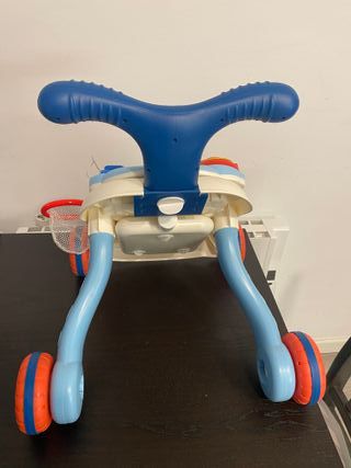 Correpasillos bebé con actividades