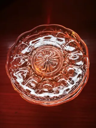 5 Piatti Vintage in Vetro Rosa