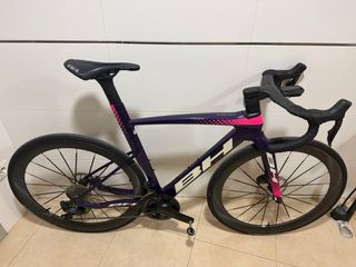 BH Aerolight Morada y Rosa