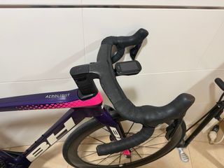 BH Aerolight Morada y Rosa