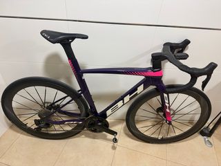 BH Aerolight Morada y Rosa