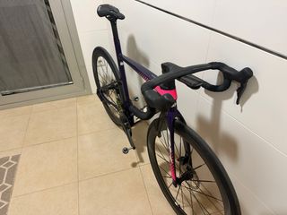 BH Aerolight Morada y Rosa