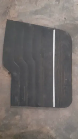 Tapas puertas Renault 8 y 10 según pieza asi vale