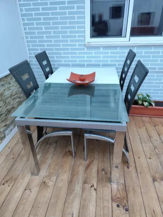 Mesa comedor extensible metal y cristal