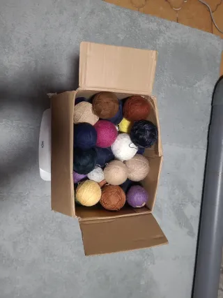 Lote ovillos hilo fino varios colores