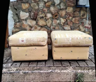 2 Otomanas / Reposapiés