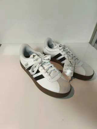 A ESTRENAR Zapatillas Adidas VL Court 3.0 Talla 42