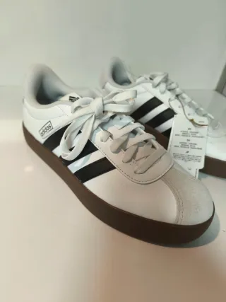 A ESTRENAR Zapatillas Adidas VL Court 3.0 Talla 42