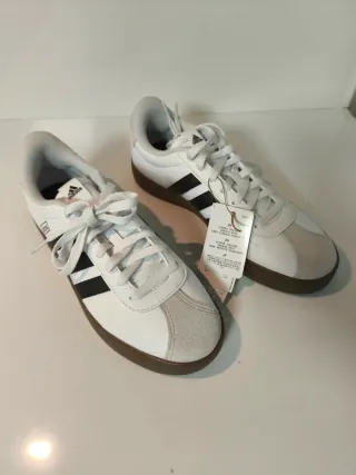 A ESTRENAR Zapatillas Adidas VL Court 3.0 Talla 42