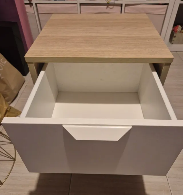 Set di 2 Comodini in Legno e Bianco