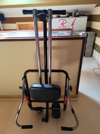 Máquina de remo para gimnasio