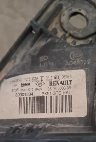 Faro Renault Laguna III