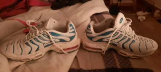 Tênis Nike Air Max TN - Branco e Azul