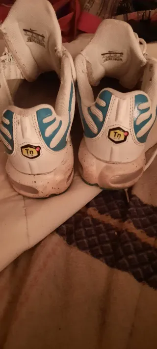 Tênis Nike Air Max TN - Branco e Azul