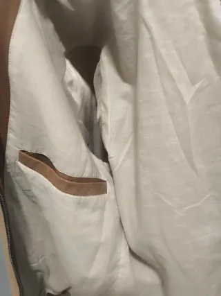 Cazadora Biker de cuero Zara beige