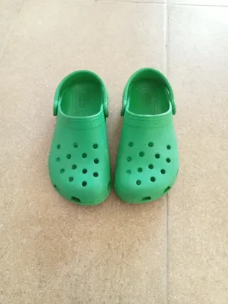 Crocs niño/niña Talla C13 (30-31 EU) Verde