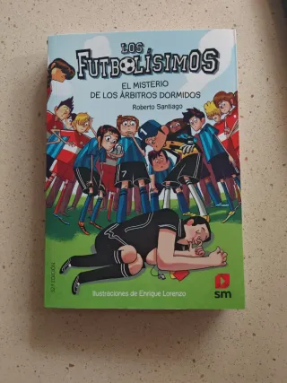 Los Futbolísimos 1: El misterio de los árbitros...