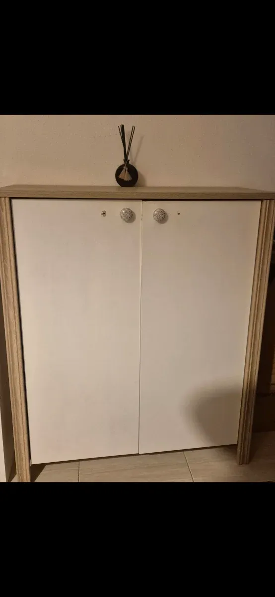 Mobile ausiliario bianco e legno