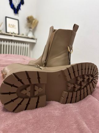 Botas Beige Nuevas Sin Estrenar