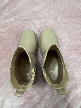 Botas Beige Nuevas Sin Estrenar