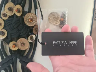 Cintura Patrizia Pepe nera con dettagli oro