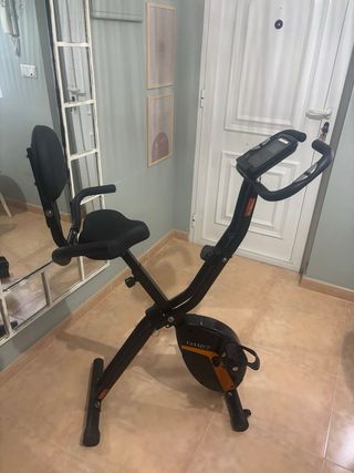 Bici Estática VANNECT 150kg Sin Uso