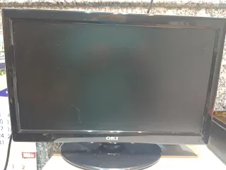 Televisor OKI Negro con mando