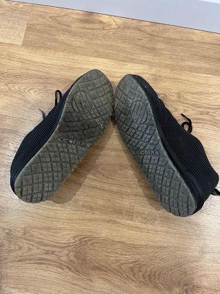 Zapatos de seguridad Cofra negros y verdes T-46