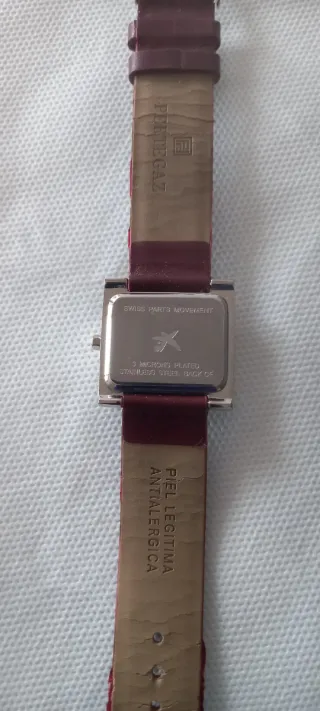 2 Relojes Marrón y Plateado