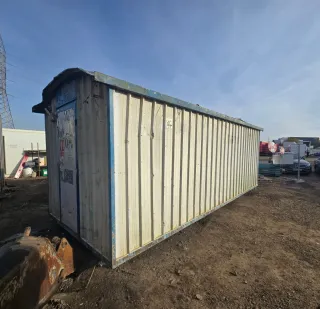 Caseta de obra prefabricada de chapa 6x 2.4 m